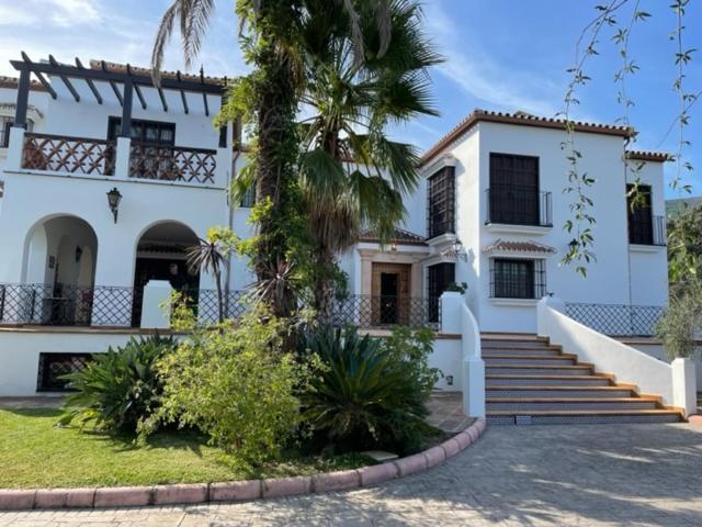 Luxe Hacienda La Campina Met Verwarmd Zwembad En Tennisbaan. Альхаурин-эль-Гранде Экстерьер фото